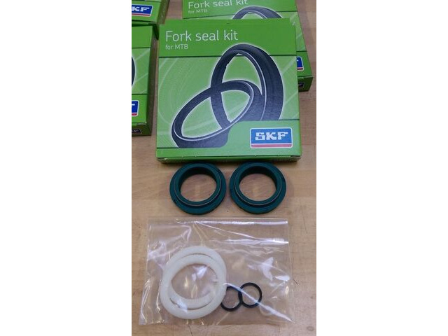 SKF Fox 40mm Low Friction Seal Kit click to zoom image