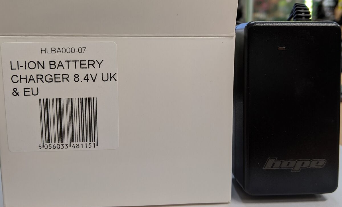 HOPE LiIon UK Replacement Battery Charger 8.4V £22.50 Lights